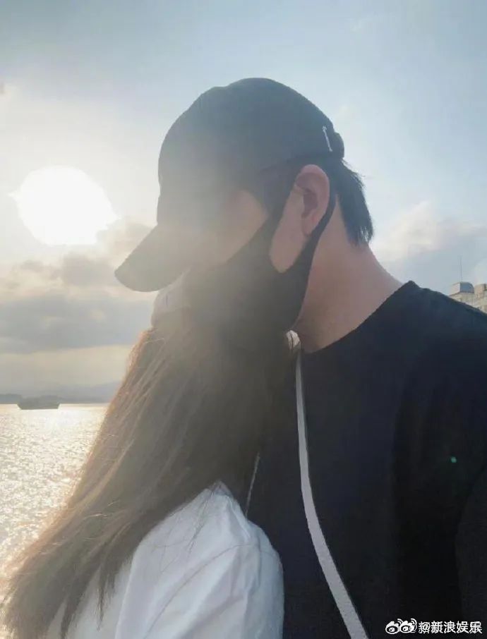 俞灝明王曉晨結(jié)婚