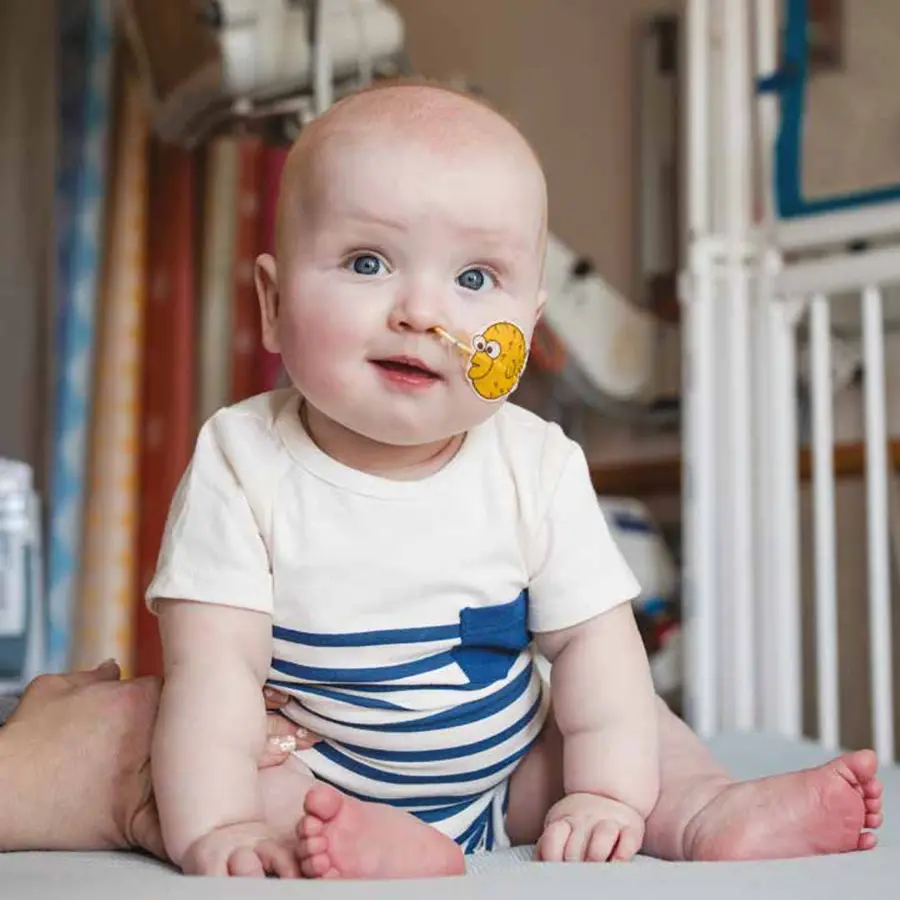 《自然》年度十大人物發布,梁文鋒、杜夢然入選